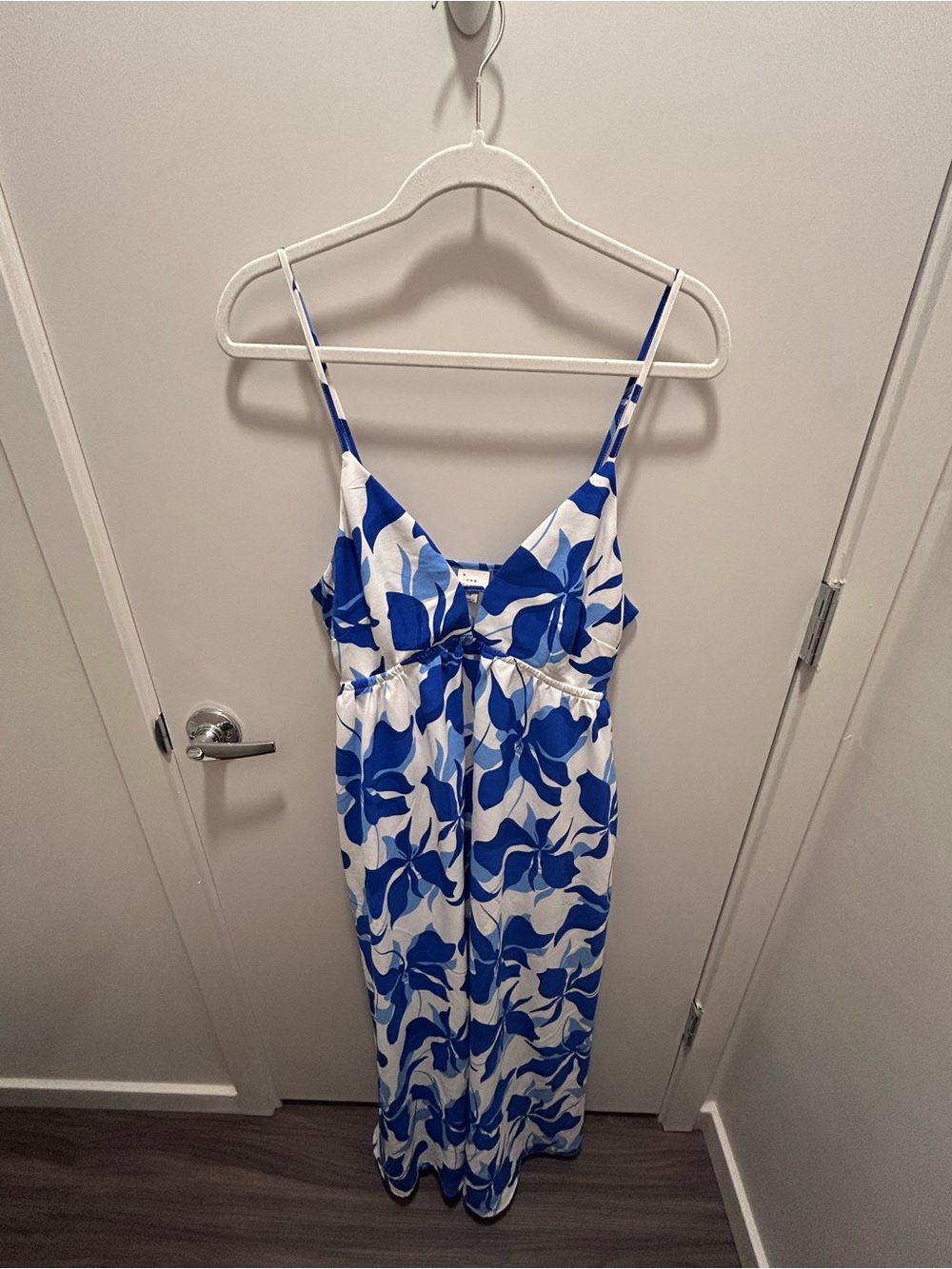a new day Blue and White Floral Spaghetti-Strap Midi Dress